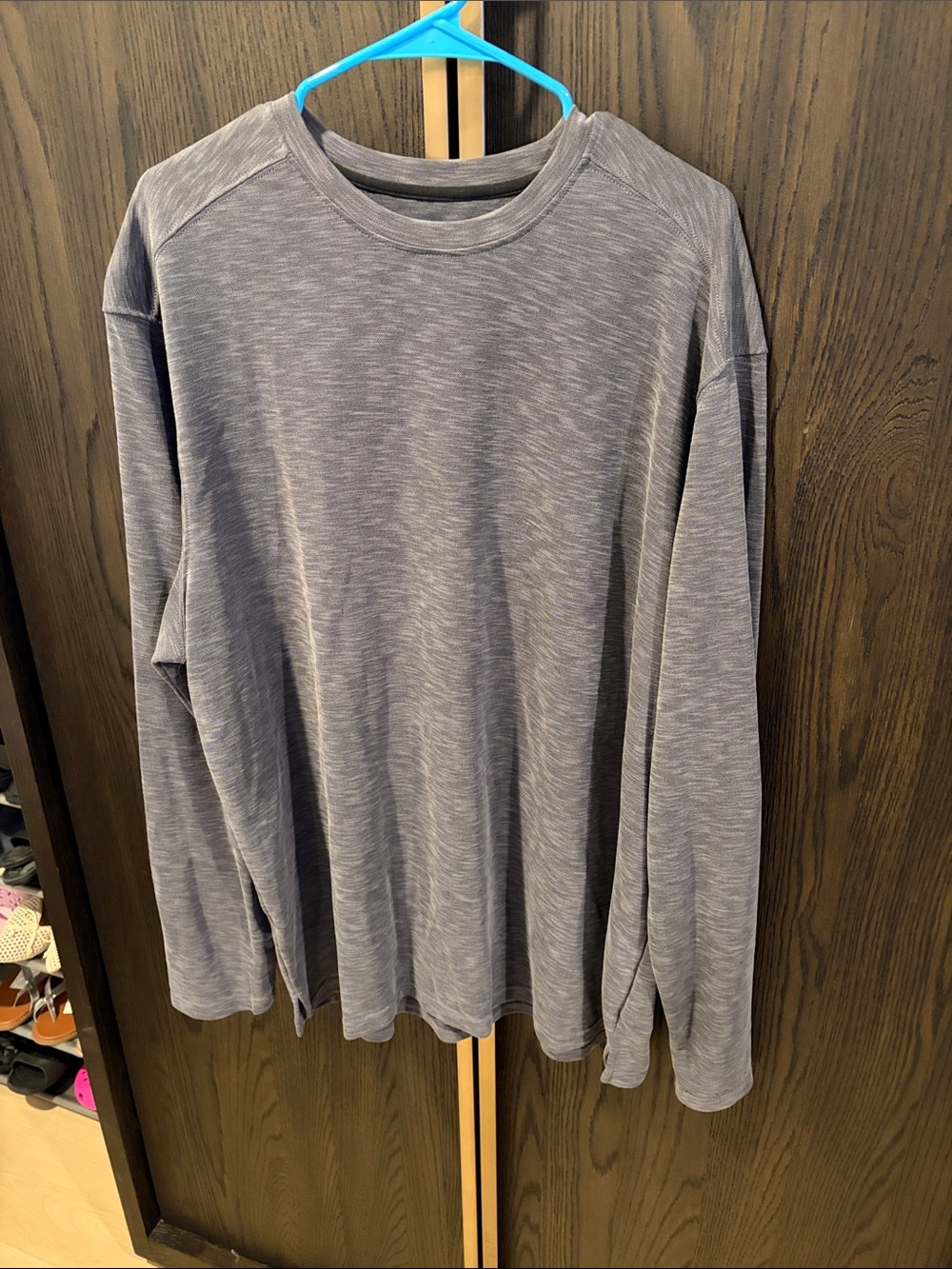 Tommy Bahama Heather Gray Long-Sleeve Crewneck